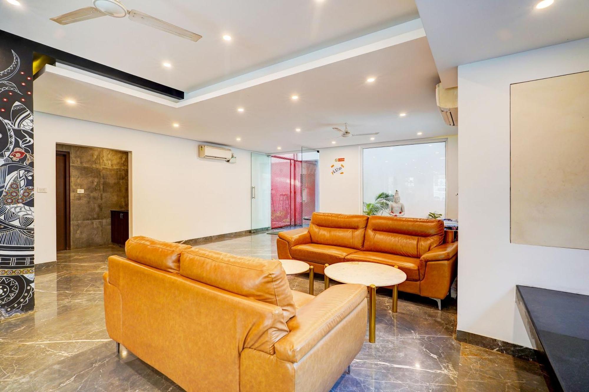 Townhouse Hebbal Bhadrappa Layout Bangalore Exterior foto